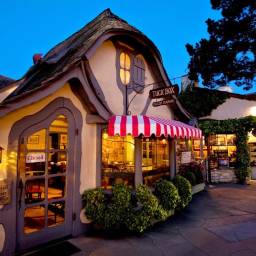 Explore the Artistic Charm of Carmel-by-the-Sea