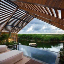 Luxury Stays at Mayakoba: Which Resort Suits You?